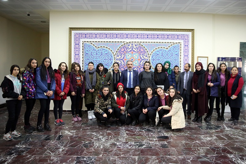 Dünya Paralimpik Yüzme Şampiyonu Eroğlu, Üniversitemizin Konuğu Oldu